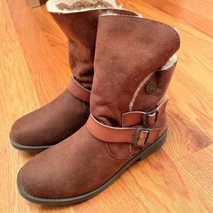 New boots with soft lining ladies 6
